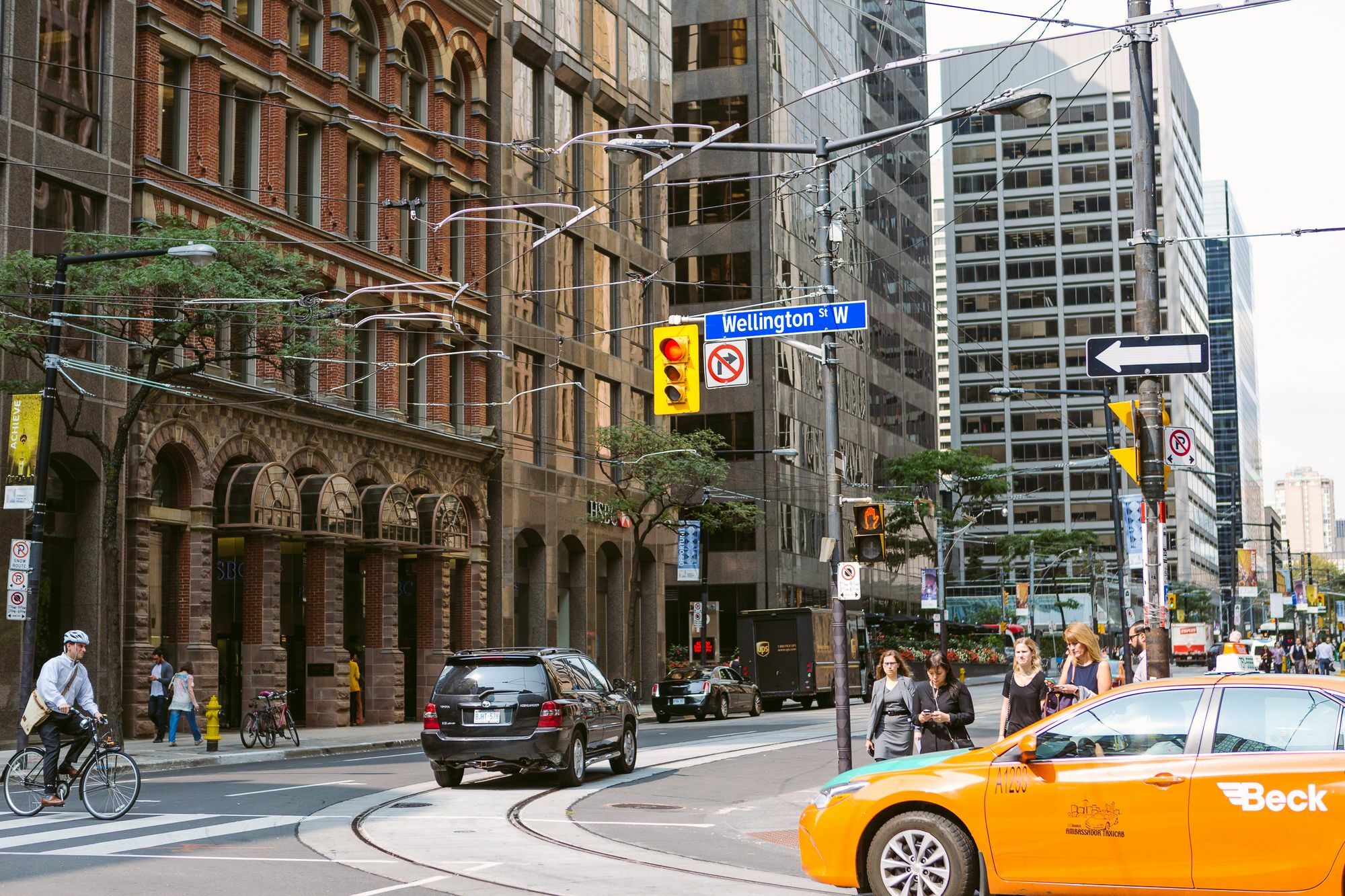 Quickstay - Classic & Trendy Yorkville Condo Toronto Buitenkant foto