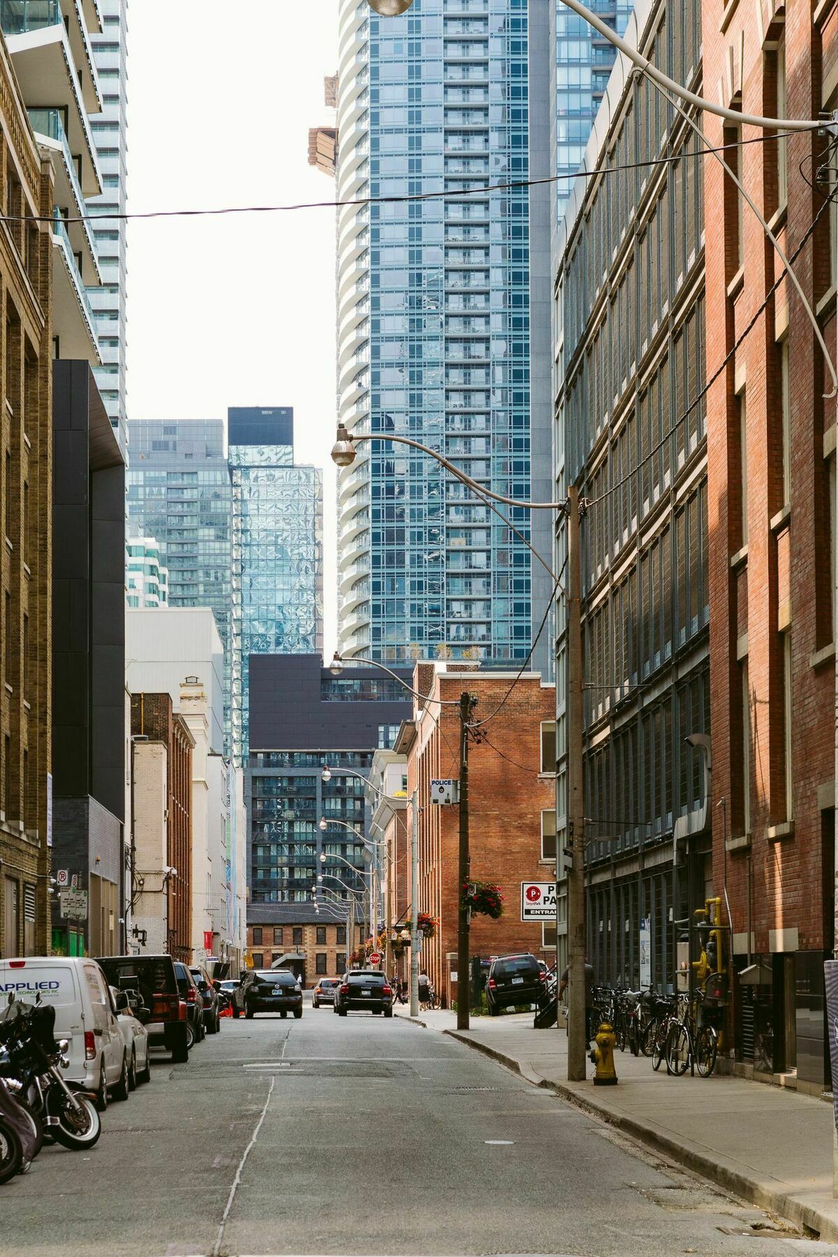 Quickstay - Classic & Trendy Yorkville Condo Toronto Buitenkant foto